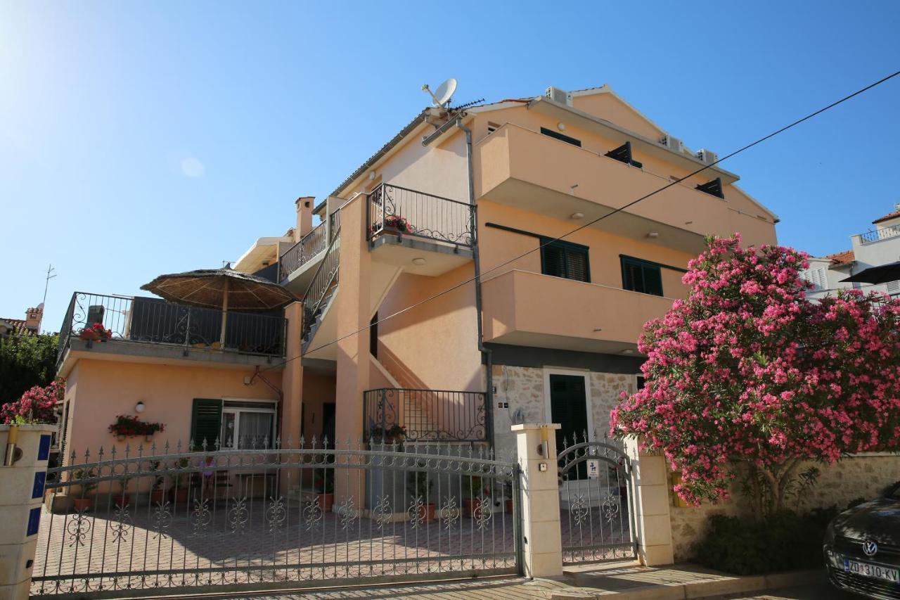 Guest House Lorenta Vodice Kültér fotó